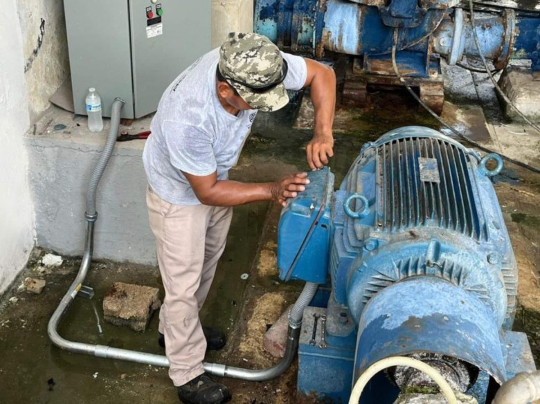 Fallas eléctricas afectan el sistema de agua potable en Mérida